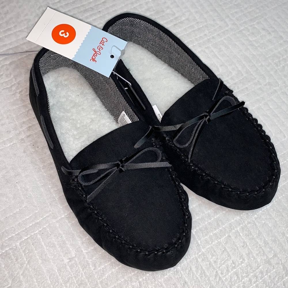 NWT Cat & Jack Lionel Black Moccasin Slippers - Boy Size 3